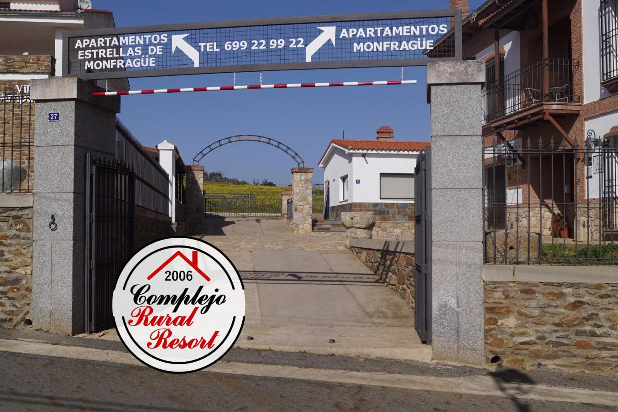 Apartamentos Estrellas De Monfraguee Torrejón el Rubio Exterior foto